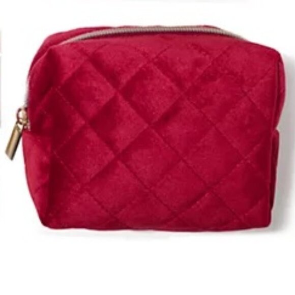 MACY'S Quilted Burgundy Velvet Cosmetic Makeup Case Bag**NEW! - Picture 3 of 3